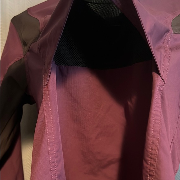 Brooks For Women Jacket - Picture 6 of 10